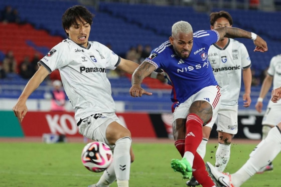 ガンバ大阪対横浜F・マリノス