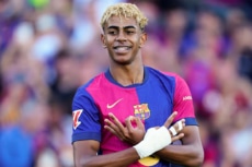 バルセロナに所属するサッカースペイン代表FWラミン・ヤマル