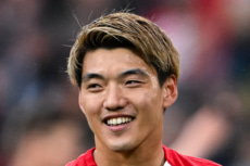 堂安律