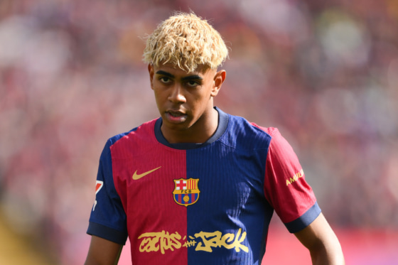 圧巻のドリブル突破から左足一閃！バルセロナFWヤマルのゴールが凄