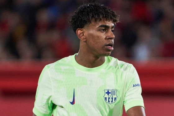 上手すぎる！ バルセロナFWヤマルの芸術的なアウトサイドキックに脚光