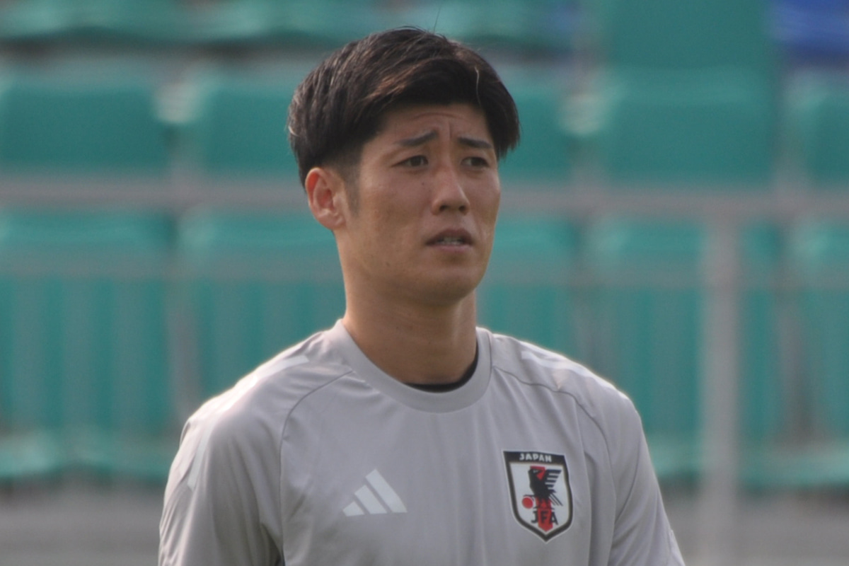 サッカー日本代表DF荒木隼人