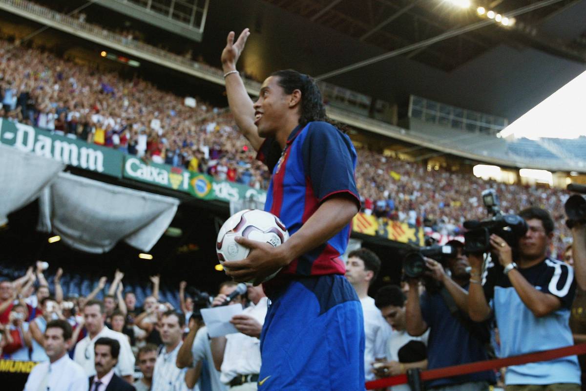 バルセロナに加入した当時のロナウジーニョ