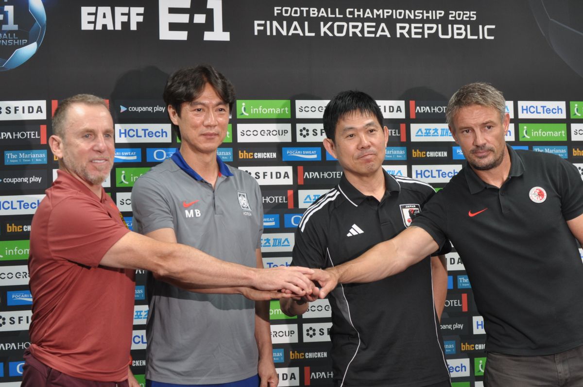 日本代表　森保一監督