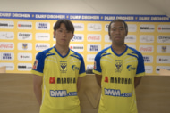 シントトロイデンのDF畑大雅とMF松澤海斗