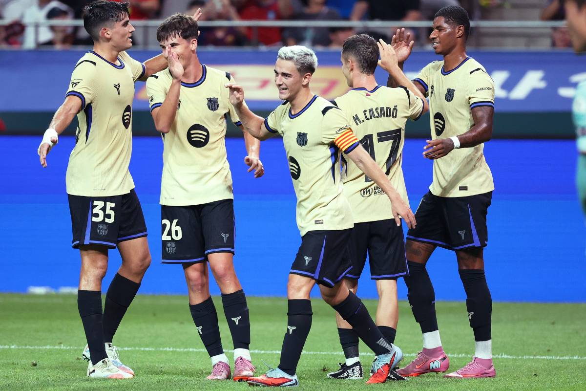 バルセロナMFガビ