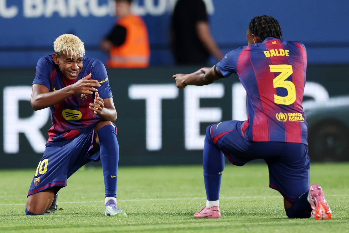 バルセロナFWラミン・ヤマル