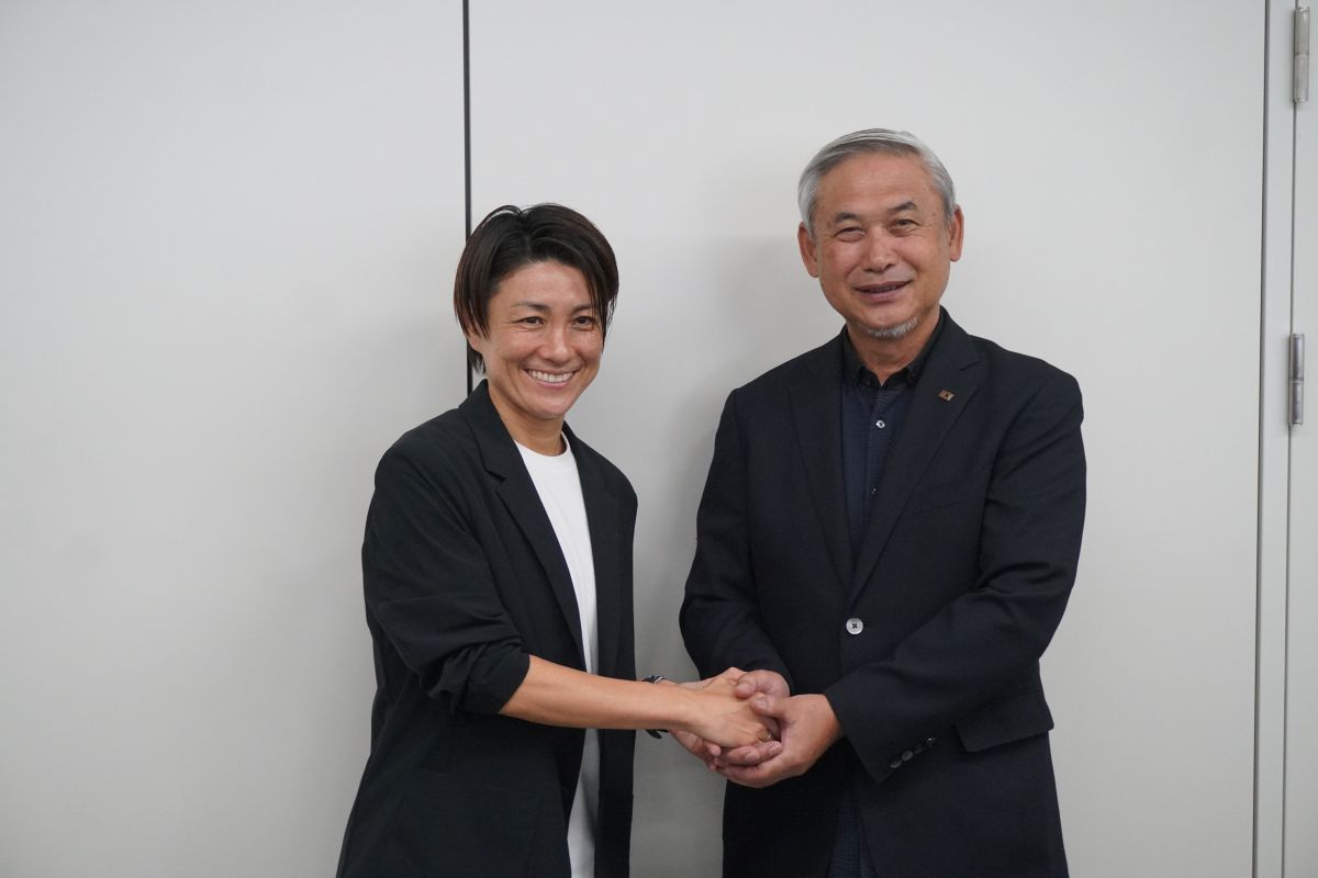 元なでしこジャパン　近賀ゆかり　佐々木則夫委員長　女性初のロールモデルコーチ就任