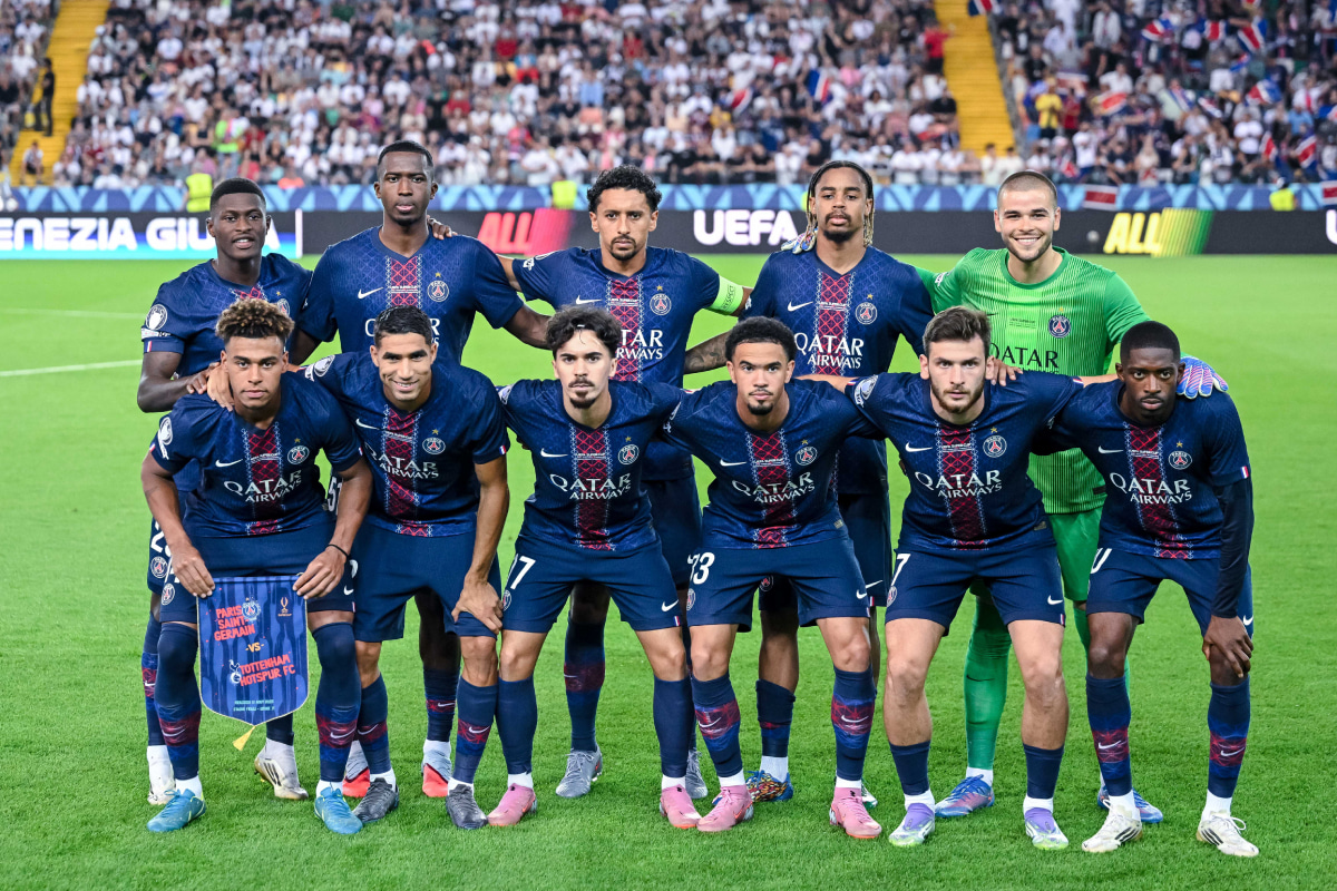 PSG 3トップ オーセンティック PSG 3トップ オーセンティック PSGが“赤”を基調とした新サード