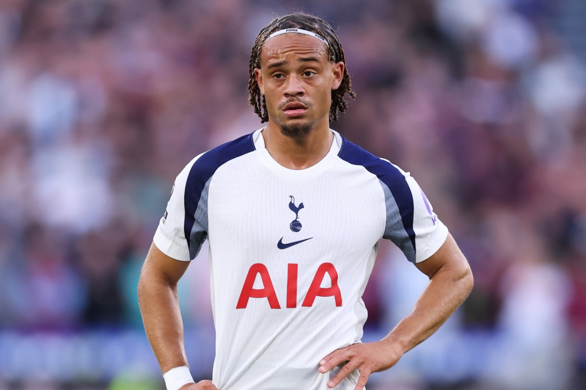 トッテナム・ホットスパーMFシャビ・シモンズ