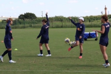 仲田歩夢&西澤日菜乃&乗松瑠華&金平莉紗