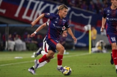 FC東京　佐藤恵允