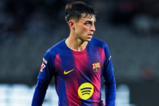 バルセロナMFペドリ