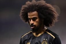 アクラム・アフィーフ