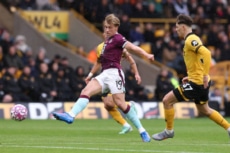 バーンリー ジアン・フレミング