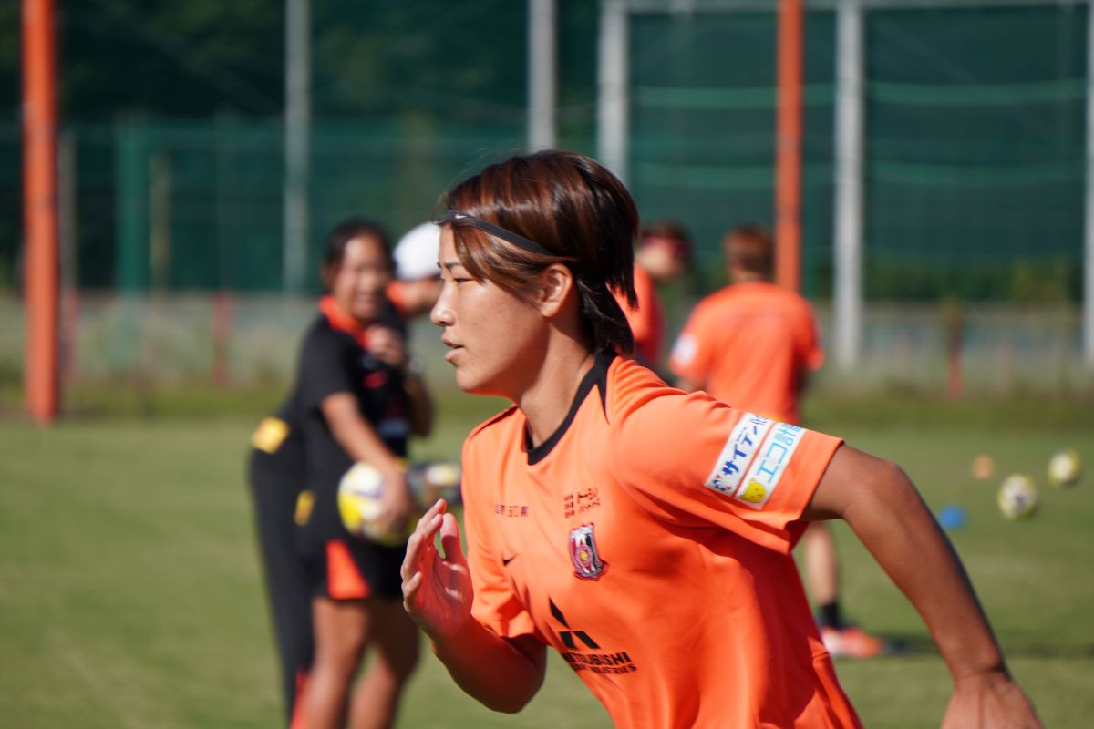 三菱重工浦和レッズレディース　高橋はな