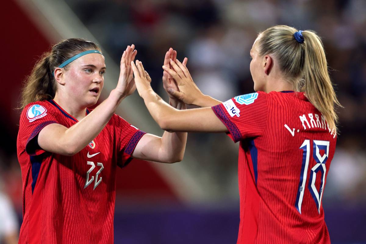 ノルウェー女子代表MFシグネ・ゴープセット