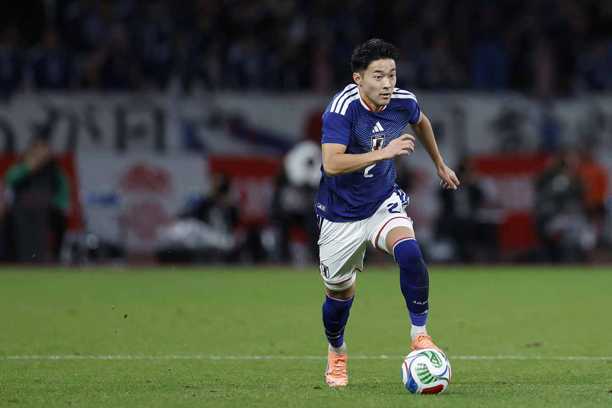 サッカー日本代表DF菅原由勢