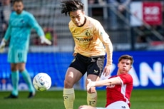 フェイエノールトFW上田綺世とAZアルクマールDFヴァウテル・フース