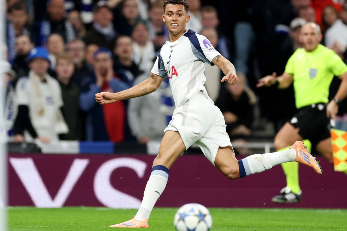 トッテナムFWブレナン・ジョンソン