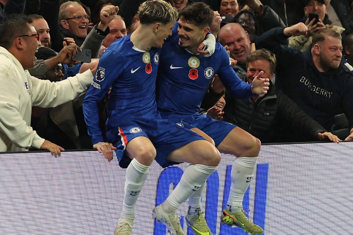 チェルシーに所属するFWペドロ・ネトとFWアレハンドロ・ガルナチョ