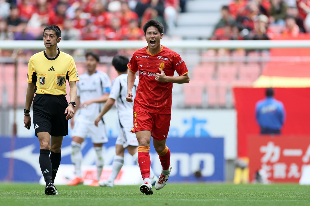 名古屋グランパスの佐藤瑶大