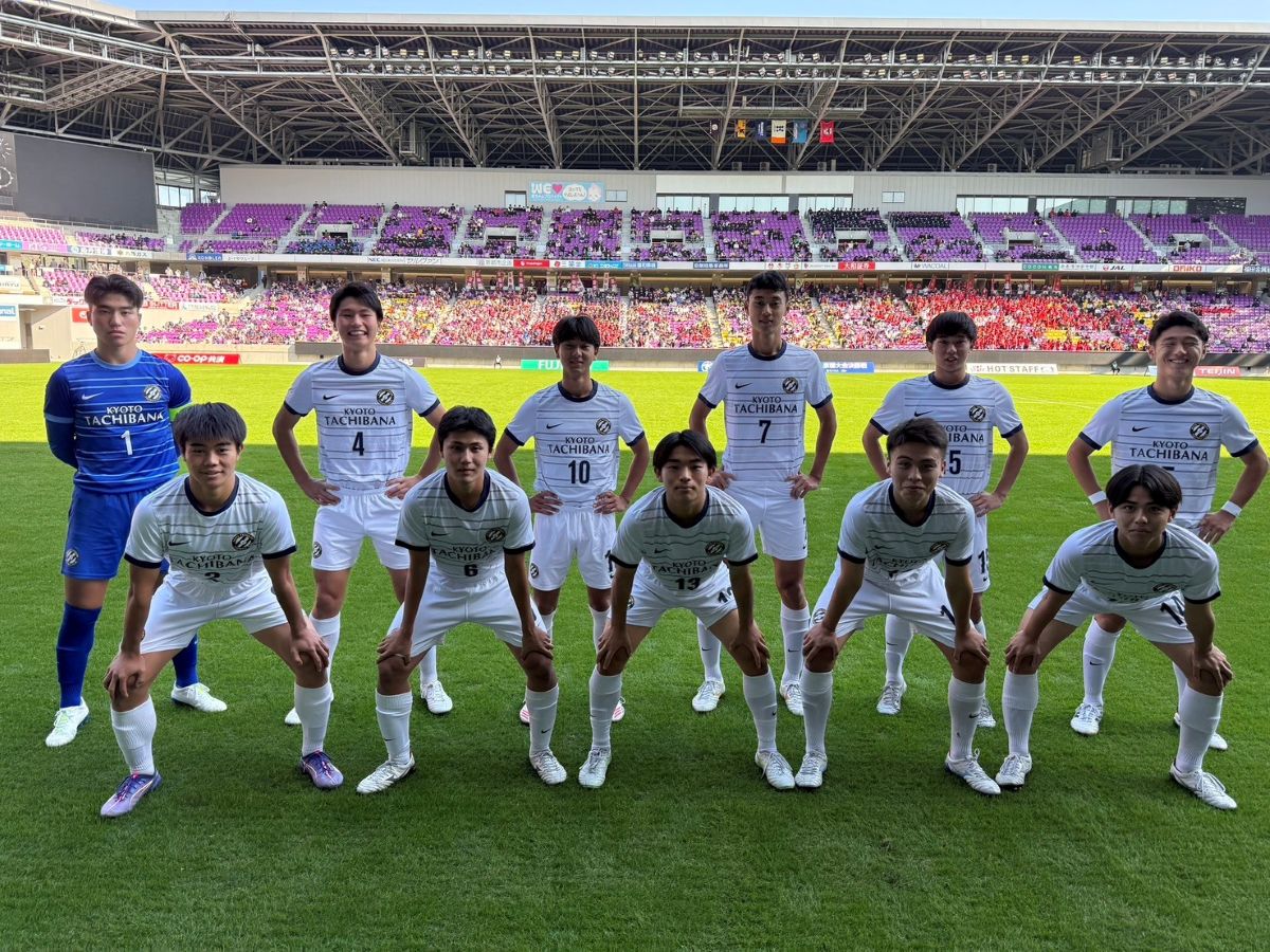 京都大会を制し、3大会連続の出場を決めた京都橘イレブン(京都橘提供)_