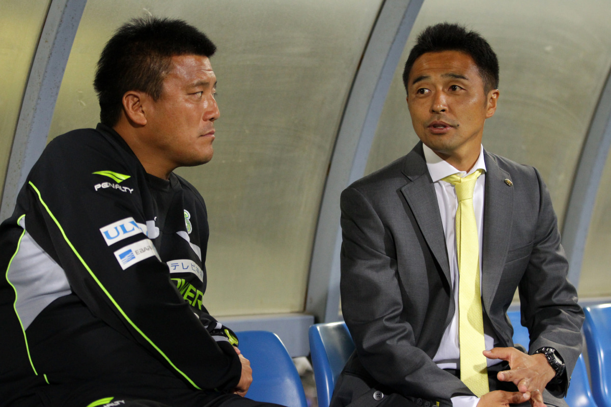 曺貴裁監督と吉田達磨監督