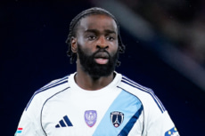 パリFCジョナタン・イコネ