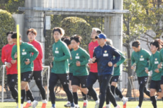 ランニングをする選手たち