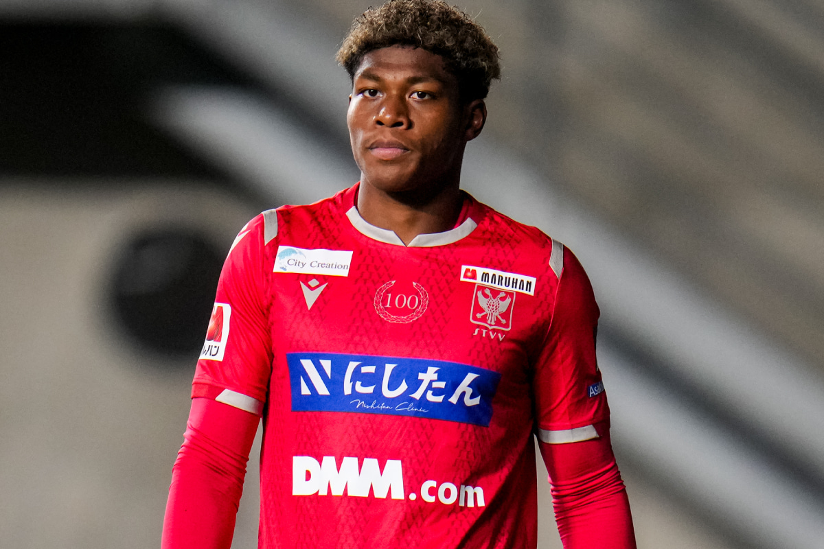 シント＝トロイデンVV時代の鈴木彩艶