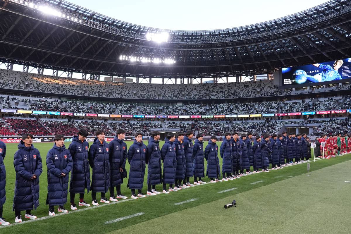 高校サッカー選手権準決勝の鹿島学園対流通経済大学柏高等学校(2026年1月10日)