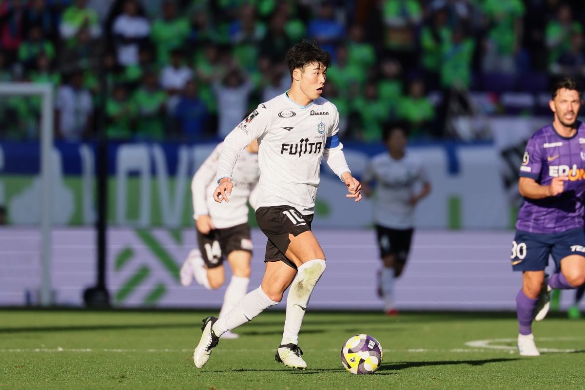 湘南ベルマーレ、鈴木章斗