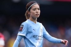 マンチェスター・シティWFCの長谷川唯