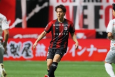 北海道コンサドーレ札幌　　高嶺朋樹