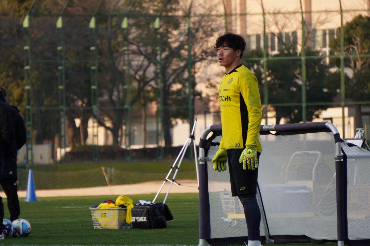 柏レイソル　小島亨介