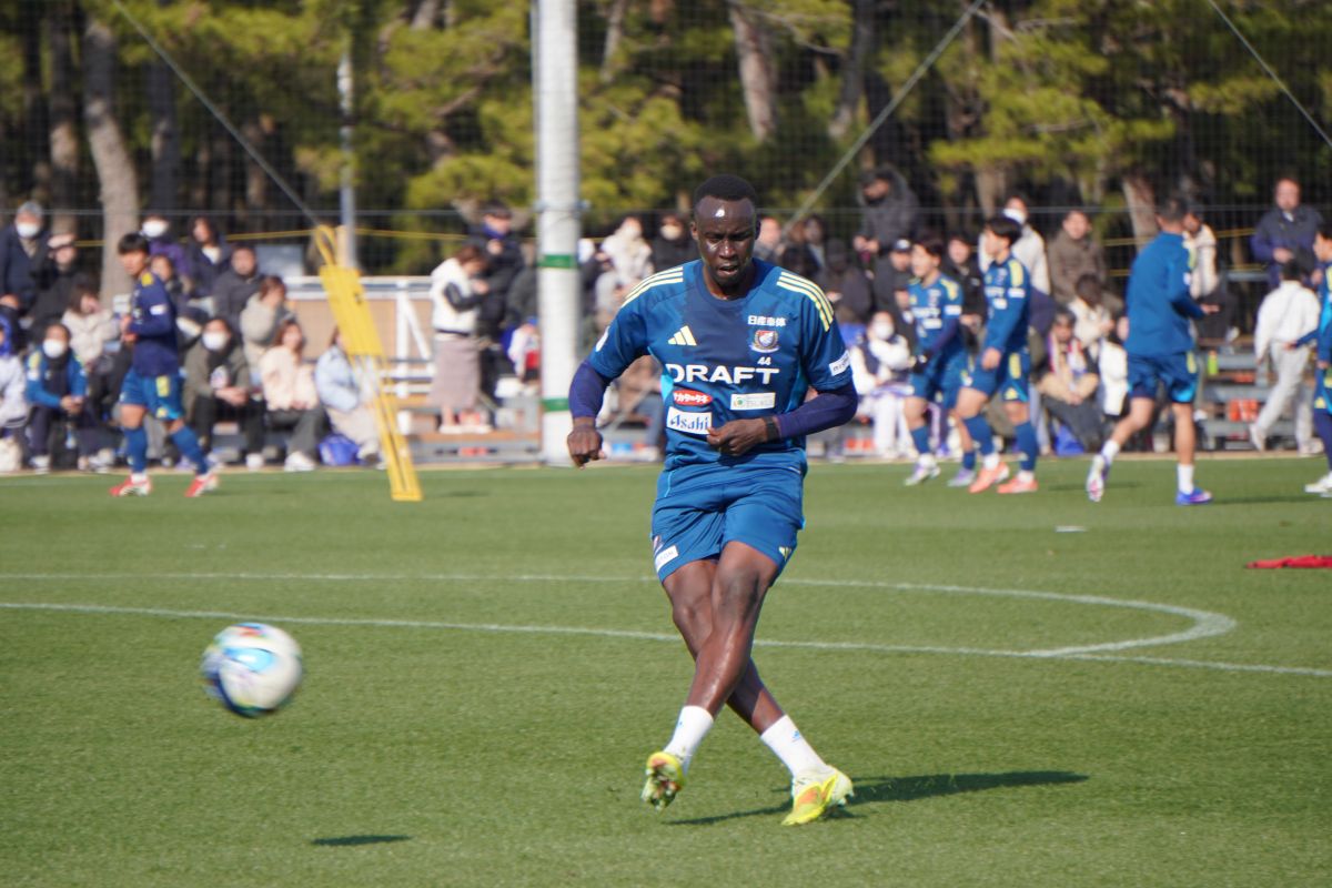 横浜F・マリノス　トーマス・デン