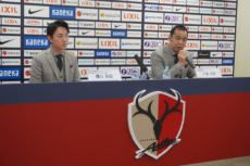 鹿島アントラーズの小泉文明社長と濱口昌紀執行役員