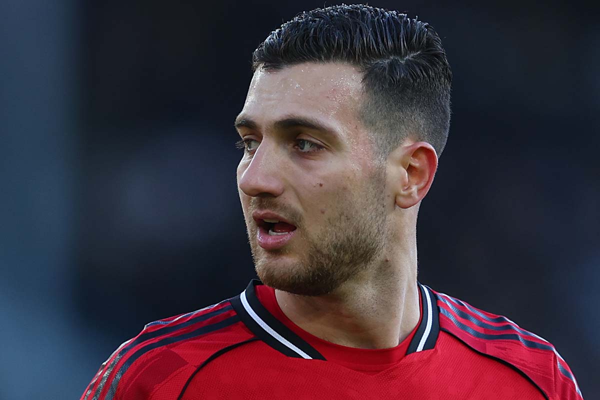 「印象的な活躍を見せている」マンU新体制で右SBが覚醒！？5戦全試合出場で無敗継続。その躍進の立役者の圧巻プレー集