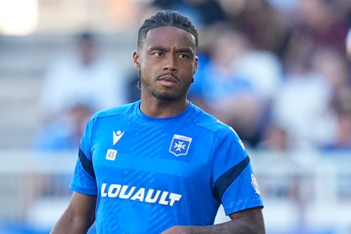 マクデブルクFWオナイウ阿道