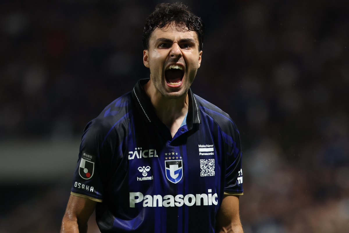 ガンバ大阪のデニス・ヒュメット