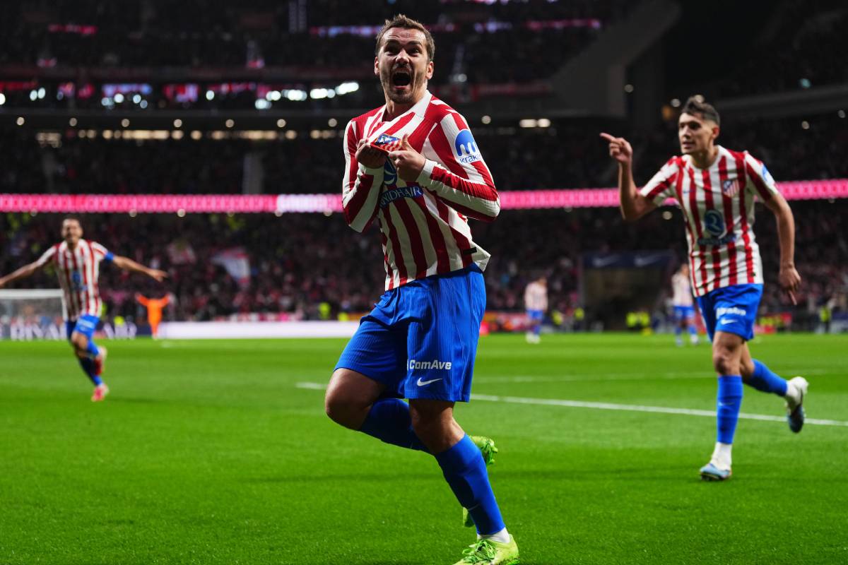 絶妙コースに突き刺す！アトレティコMFグリーズマンのゴールが完璧！バルセロナ粉砕に貢献で現地は「今日の天才はヤマルではなかった」と絶賛