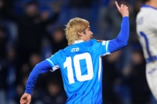 ヘンクMF伊東純也