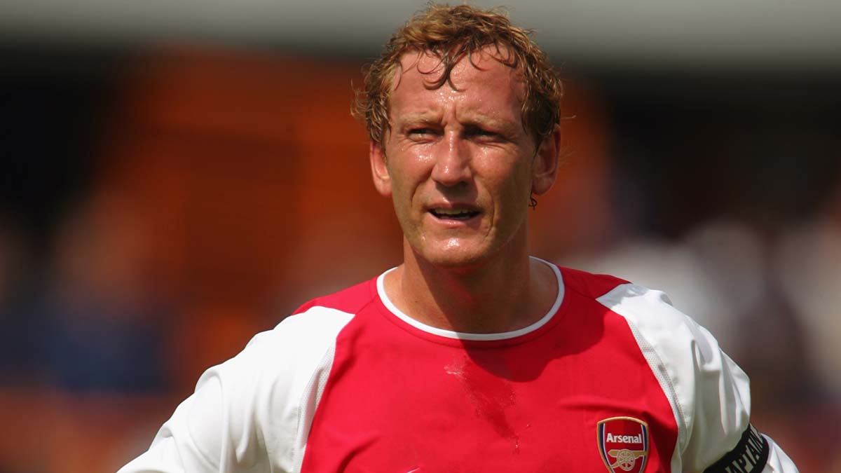 アーセナルの“黄金時代”築いた伝説的選手の一人！どんな守護神でも止められない。超絶テクニックの歴史に残るハットトリック