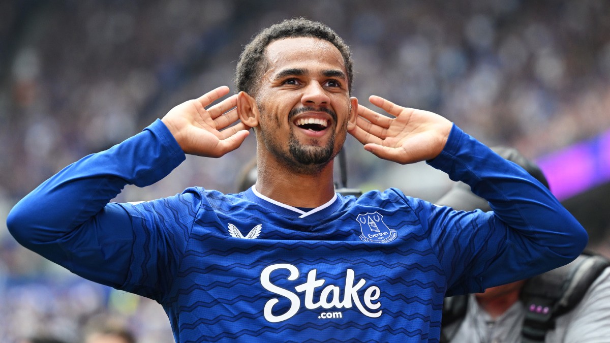 エヴァートンFWイリマン・エンジャーイ