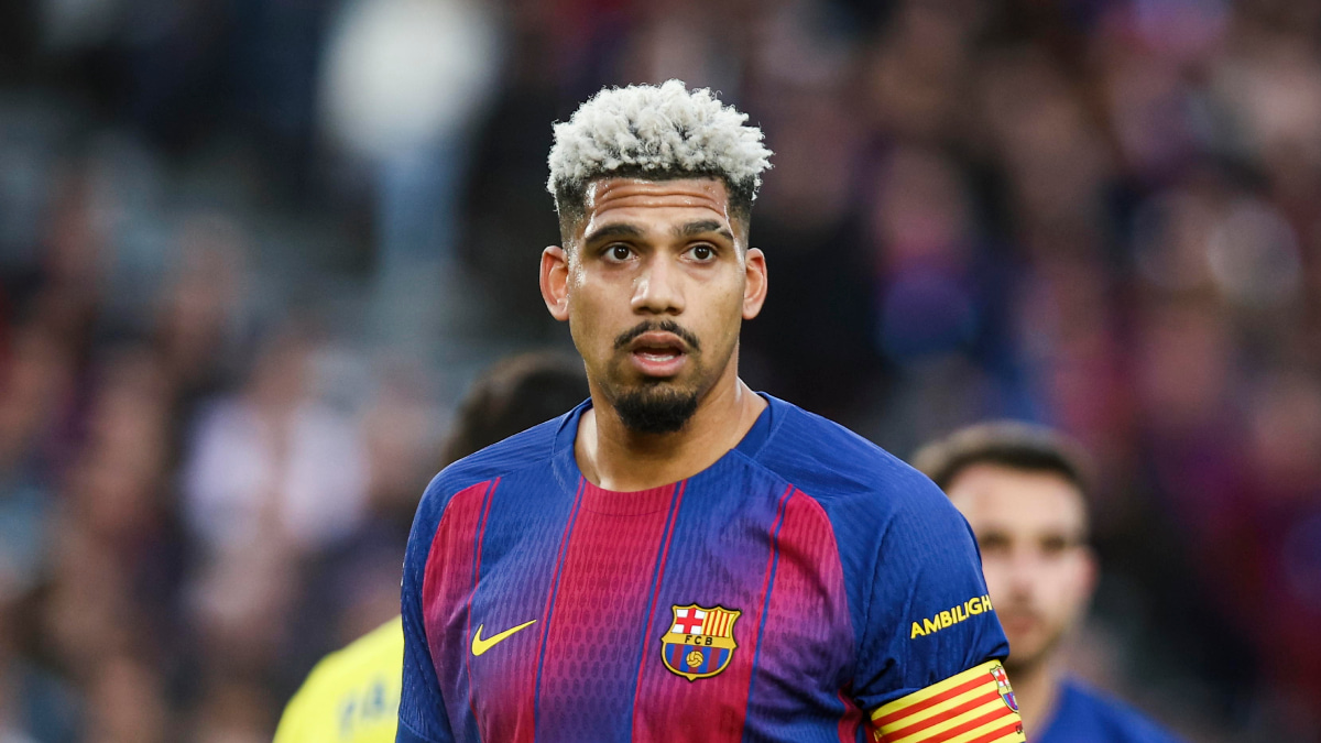 バルセロナでプレーするロナルド・アラウホ