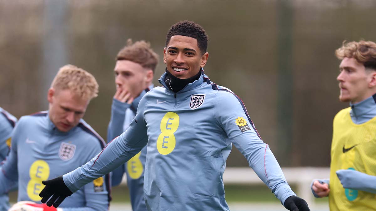 豪華なメンバーが集結！ サッカー日本代表と対戦のイングランド代表が初日の練習！ ベリンガムやパーマーらが顔を出す