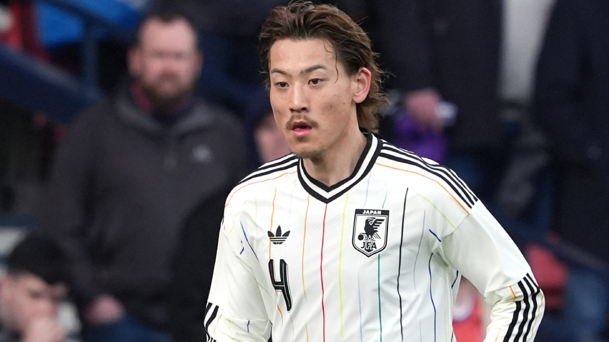 サッカー日本代表　瀬古歩夢