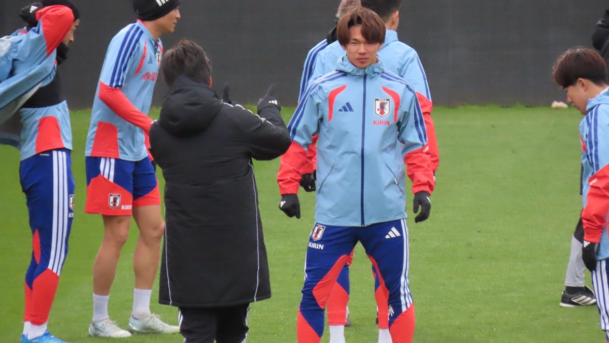 サッカー日本代表、塩貝健人