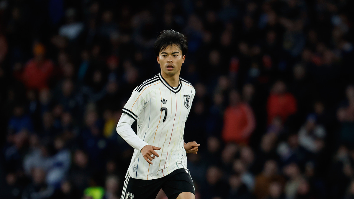 サッカー日本代表　三笘薫